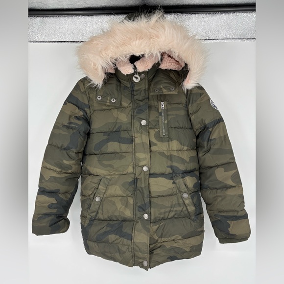 abercrombie kids Other - Abercrombie Kids Camouflage Puffer Jacket with Pink Faux Fur Lining